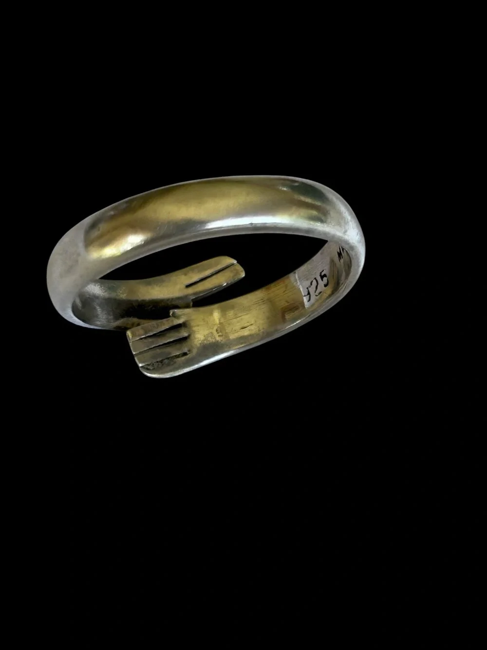 Vintage Mexican Sterling Silver Hugging Hands Bypass Ring (.925)